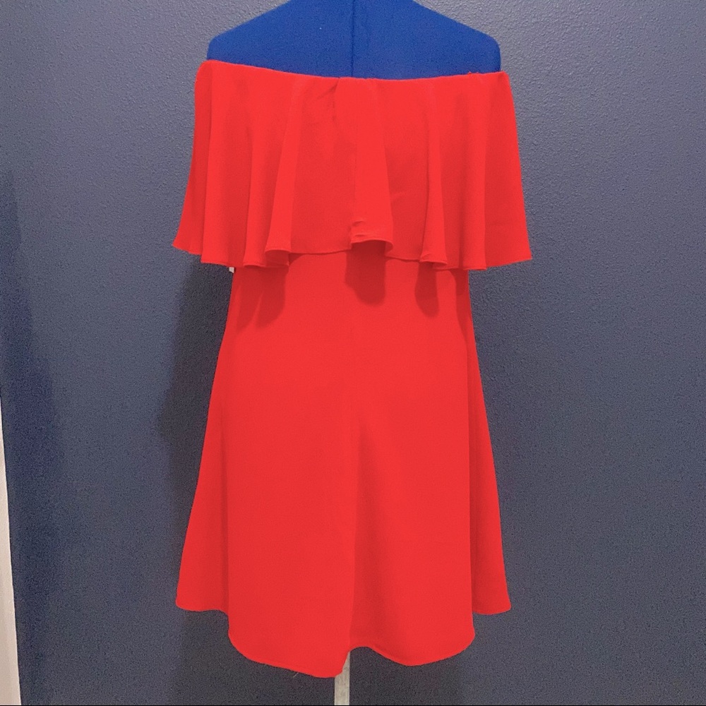H Halston red off shoulder women’s dress size 2